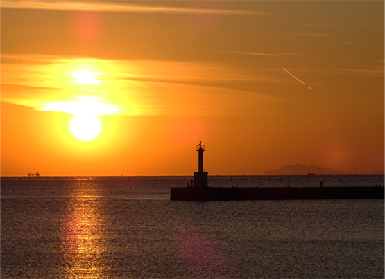 ８江井島海岸の夕日